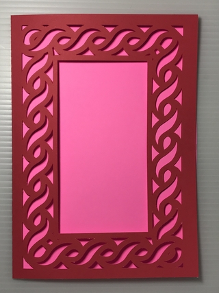 Twist-Border